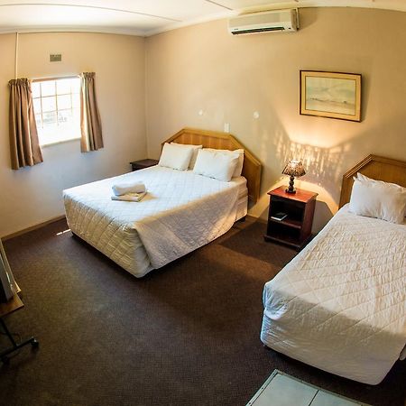 Horseshoe Inn And Conference Center Kimberley Bagian luar foto