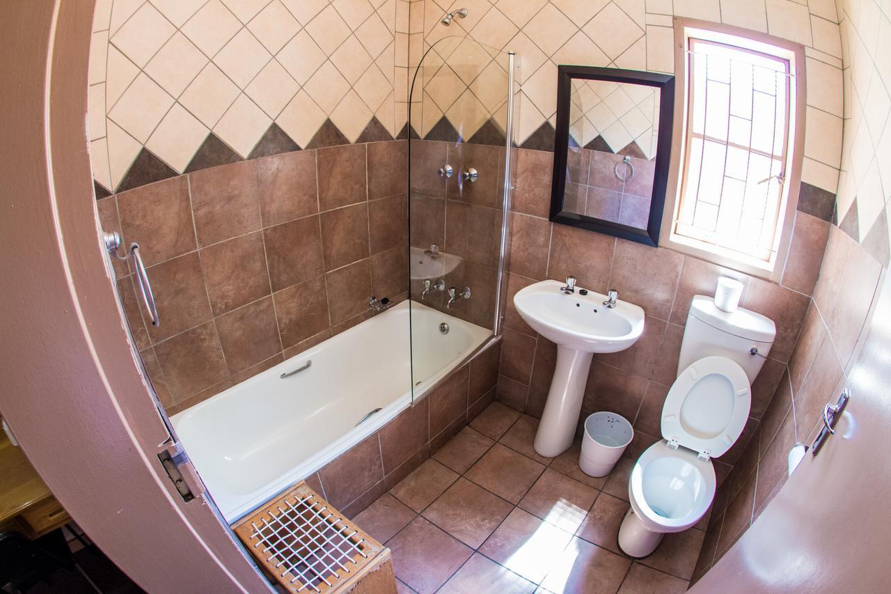 Horseshoe Inn And Conference Center Kimberley Bagian luar foto