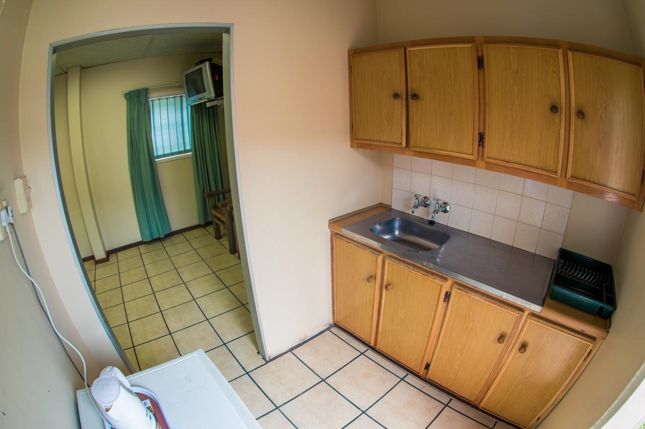 Horseshoe Inn And Conference Center Kimberley Bagian luar foto