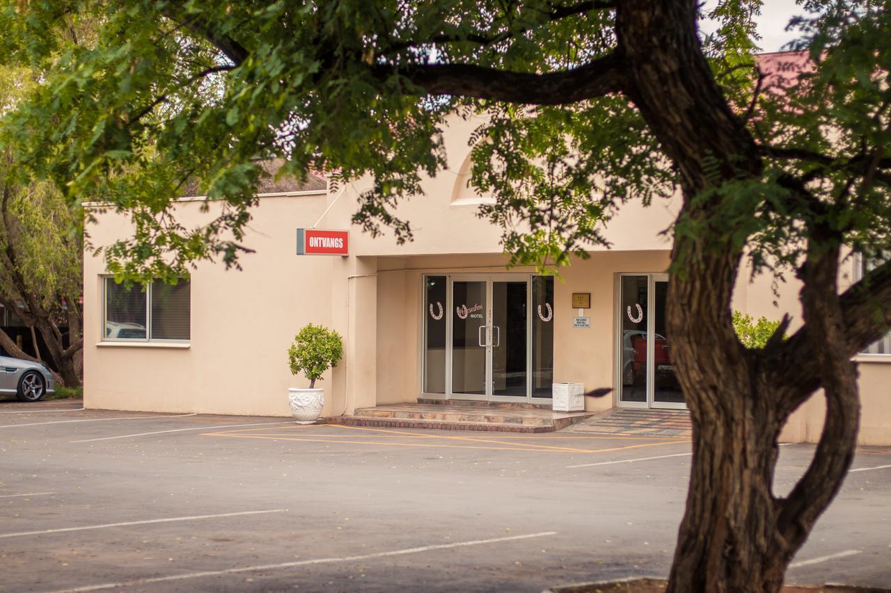 Horseshoe Inn And Conference Center Kimberley Bagian luar foto