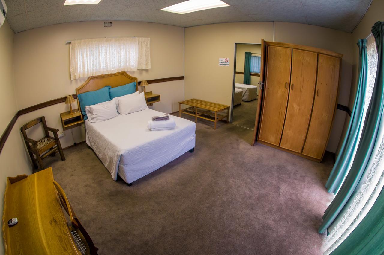 Horseshoe Inn And Conference Center Kimberley Bagian luar foto